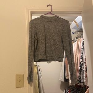 Grey cropped top